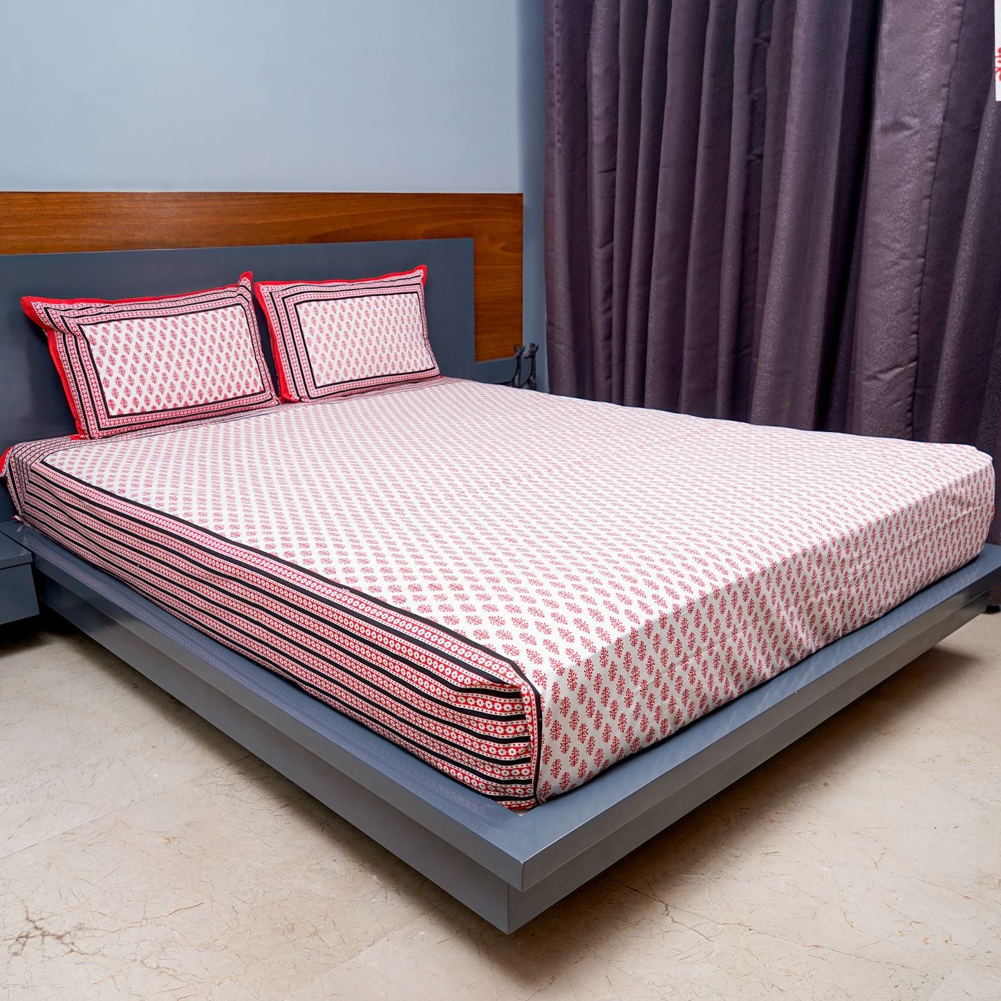 Inizio Cotton Queen Size Jaipuri Bedsheet along with 2 Pillow Covers Motif Print with Black Border Comfortable & Lightweight Fabric Fit for All Seasons