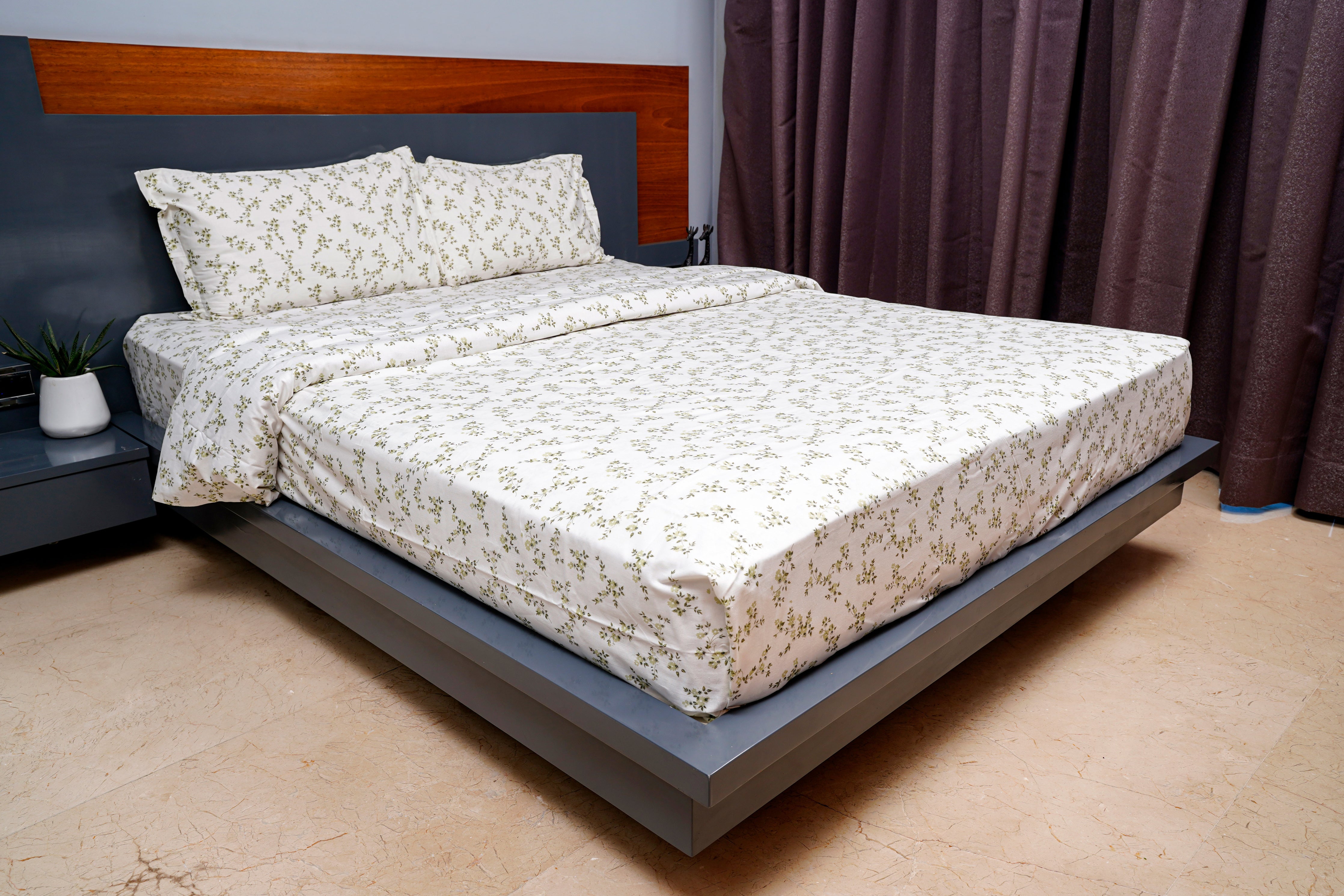 Cream Small Buti Floral Green Queen Size Bed sheet for Double Bed Along with Pillowcase Soft Easy Care Luxury Wrinkle Free