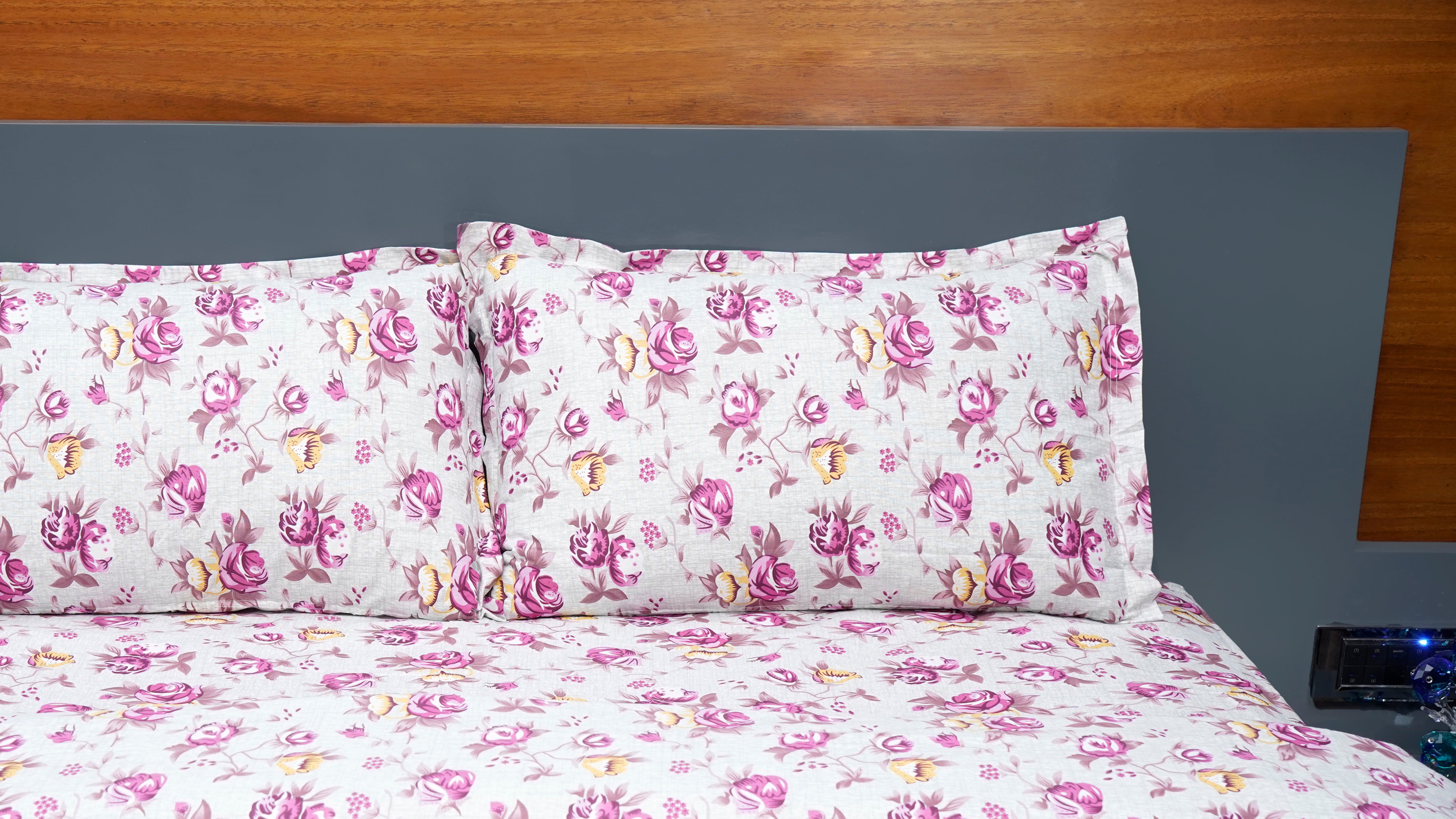 Light ash grey with Pink Rose Flower double bedsheet with pillow cover