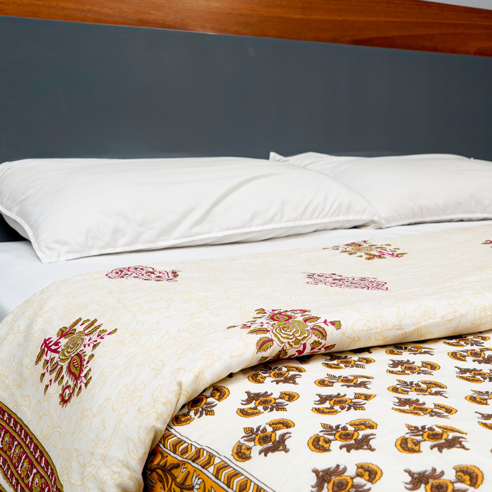Inizio Cotton Double Bed AC Dohar Reversible Two Side Mulmul Printed Rajasthani Blanket Rajai with Hand Block Border Pattern Elegant and Ultra-Soft