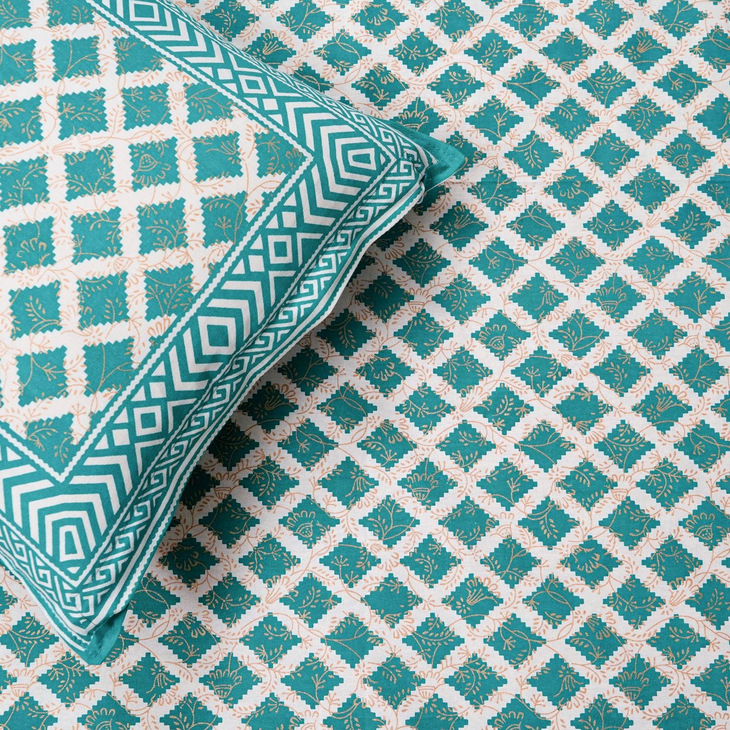 Inizio Jaipuri Sanganeri Hand Block Printed Queen Size Bedsheet with Two Matching Pillow Covers Breathable Cotton Fabric Flat Bedsheets for Comfortable Sleep