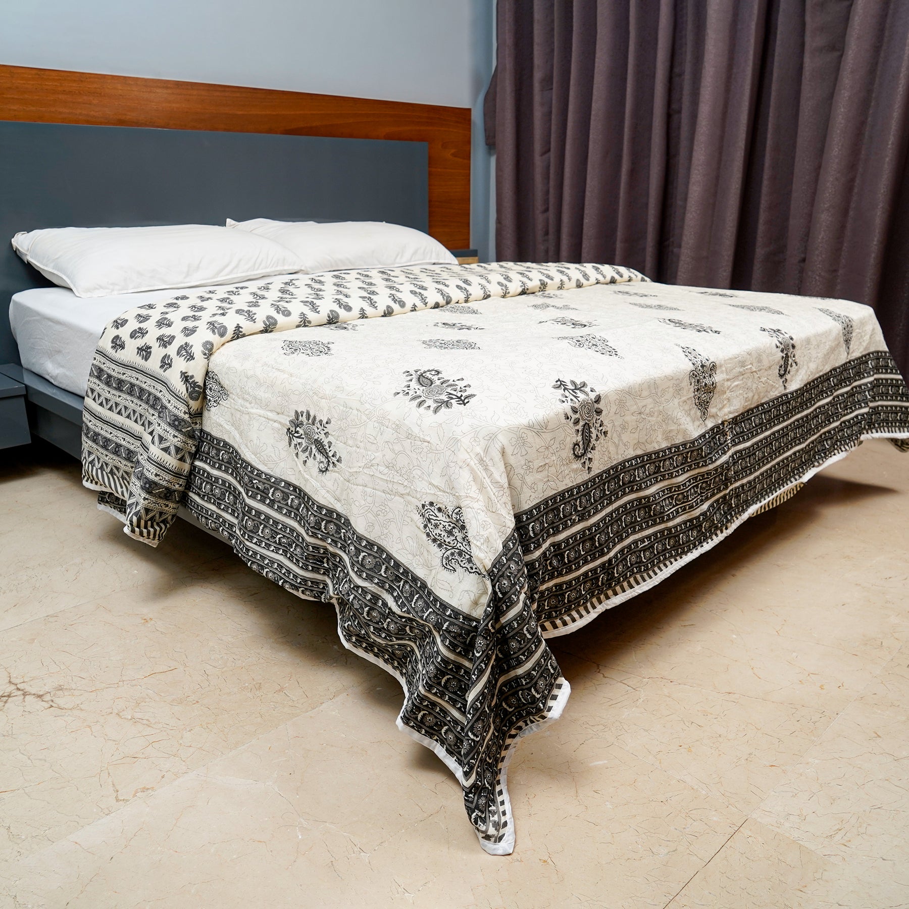 Inizio Traditional Jaipuri Floral Print Double Bed Dohar for All Season Comfort Reversible & Durable Combination of Off White and Dark Grey Soft Lightweight Blanket