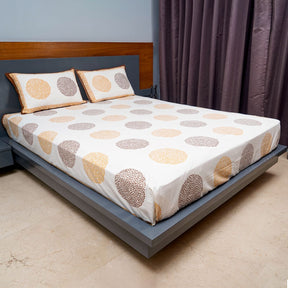 Inizio Hand Block Printed Queen Size Cotton Bedsheet with 2 Soft Pillow Covers Elegant Jaipuri Rajasthani Design Brown & Light Mustard Circle Print