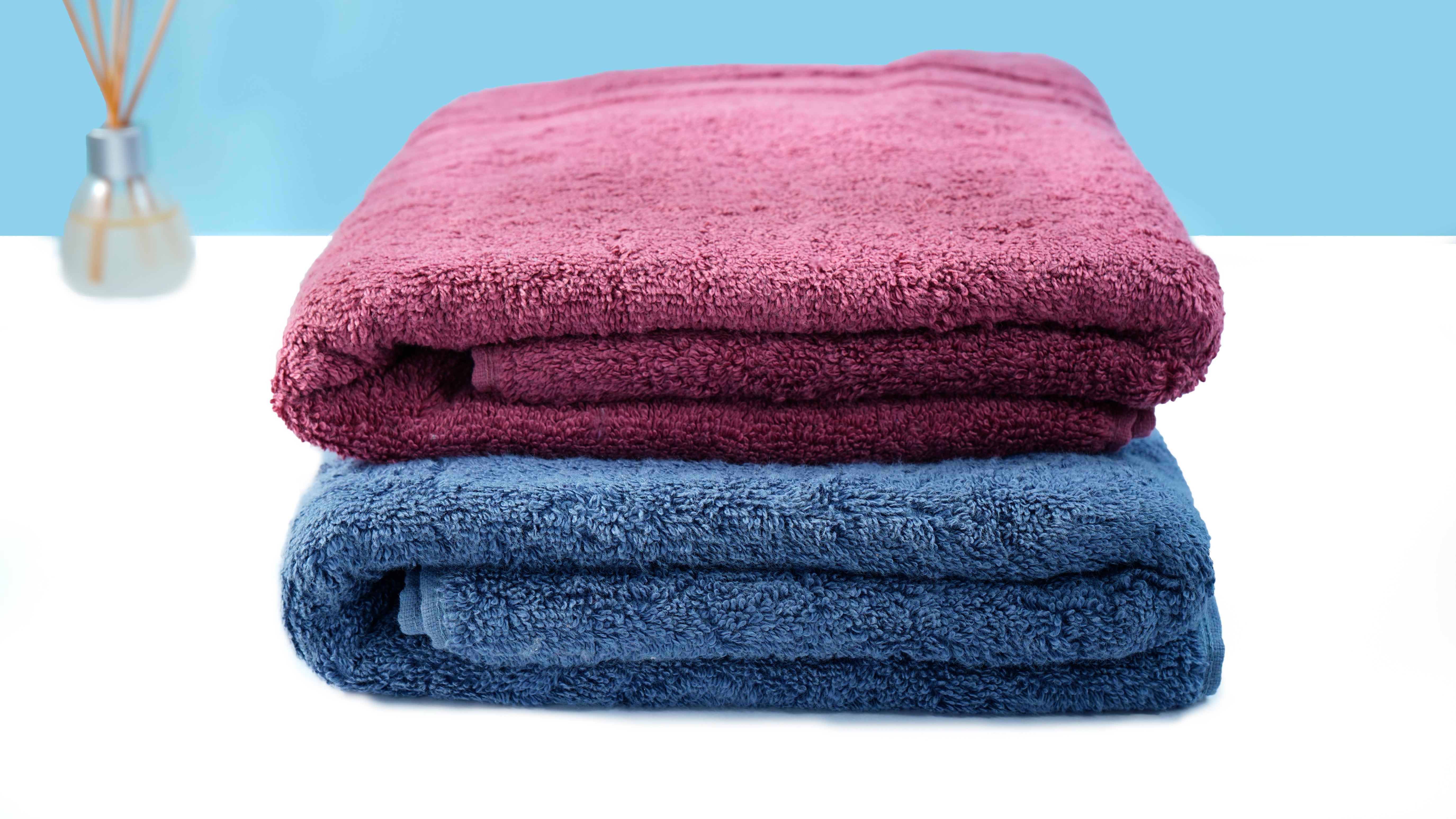 Magenta and Blue Terry Bath Towels 600 GSM