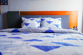 Modern Printed Blue and White Cotton King Size Bed sheet with Beautiful Pillow Covers Traditional Soft Cozy